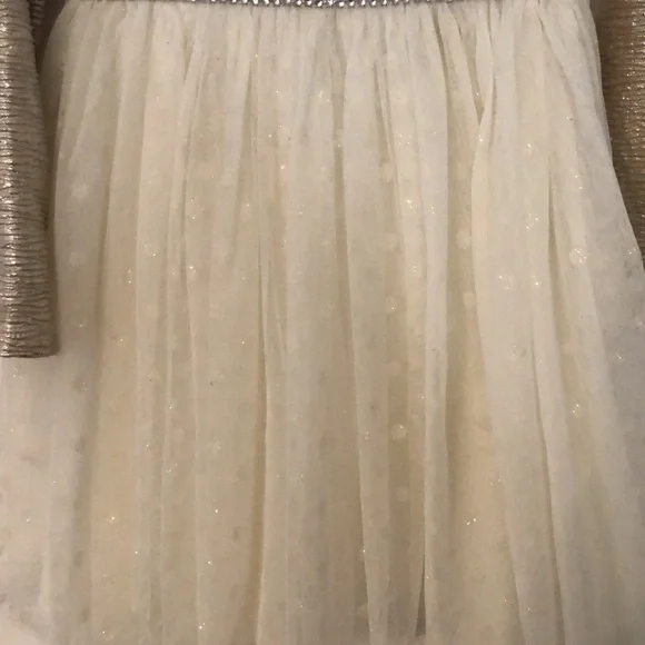 🐇🐣Easter Dress Little girls foil gold dress with tulle bottom - Picture 4 of 11